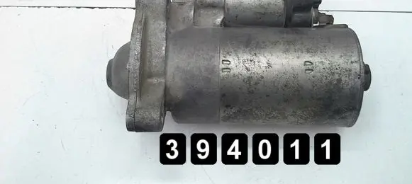 Peugeot 207 Starter motor 9647982880