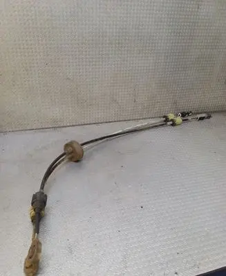 Opel Astra H Gear shift cable linkage 13110708