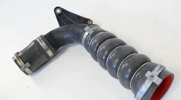 Ford C-MAX II Intercooler hose/pipe F1B16C750AB