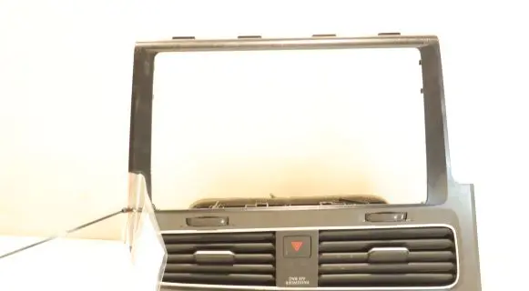 Volkswagen Golf VII Dashboard air vent grill cover trim 