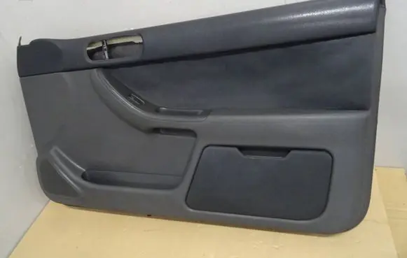 Audi A3 S3 8L Front door card panel trim