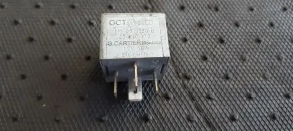 Volkswagen PASSAT B6 Other relay 141951253B 20240072