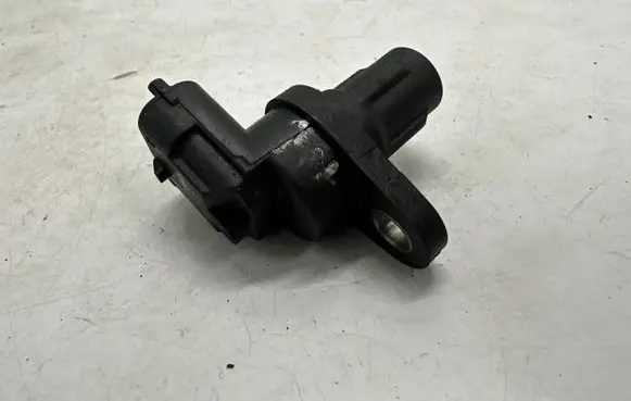 Mercedes-Benz E W212 Camshaft position sensor A2729050043
