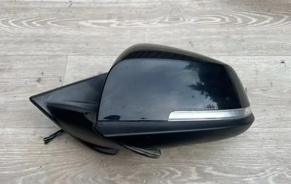BMW X1 E84 Front door electric wing mirror 20562001