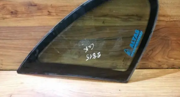 Renault Scenic I Rear vent window glass 