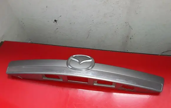 Mazda CX-9 Trunk door license plate light bar TD165081