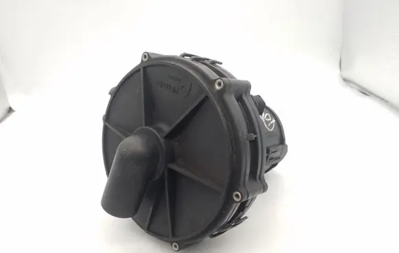 BMW X5 E53 Secondary air pump 1437910 72216665