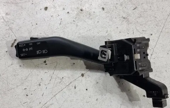 Volkswagen Golf V Indicator stalk 1K0953513A
