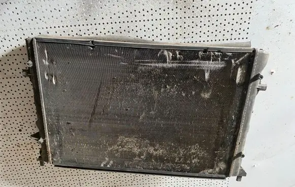 Skoda Octavia Mk2 (1Z) Coolant radiator 1K0121251CL