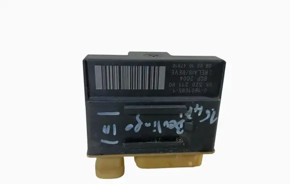 Citroen C3 Coolant fan relay 9652021180