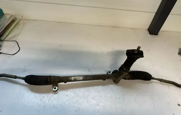 Steering rack