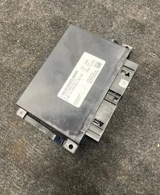 Mercedes-Benz E W213 Gearbox control unit/module A2139002501