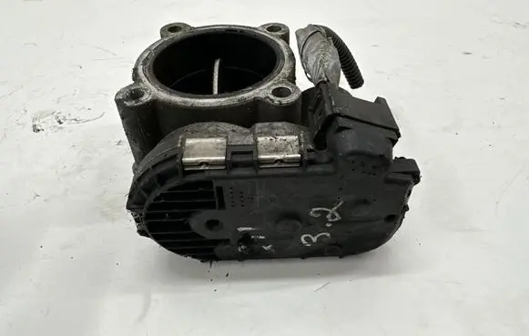 Mercedes-Benz E W211 Engine shut-off valve A6420900070