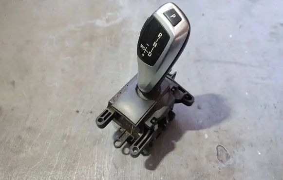 BMW X3 F25 Gear shifter/selector 9253077 61319253077 61319291522