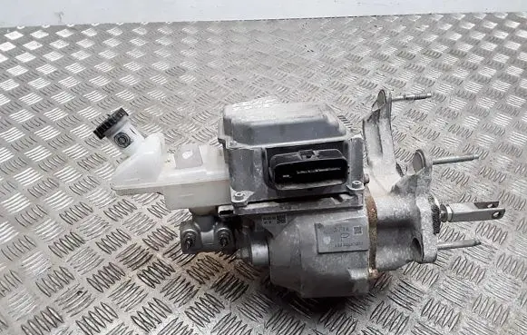 Nissan Leaf I (ZE0) Brake booster EAC103503A