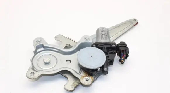 Mitsubishi L200 Rear window lifting mechanism without motor MN182353 AE0620402760