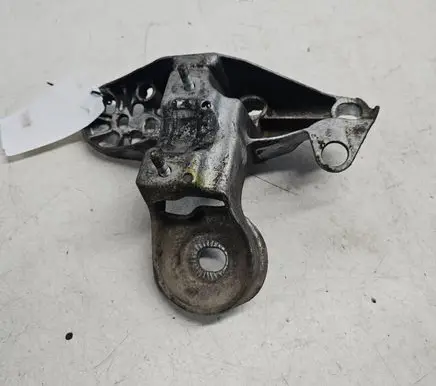Audi A6 S6 C5 4B Engine mounting bracket 4B0199351B