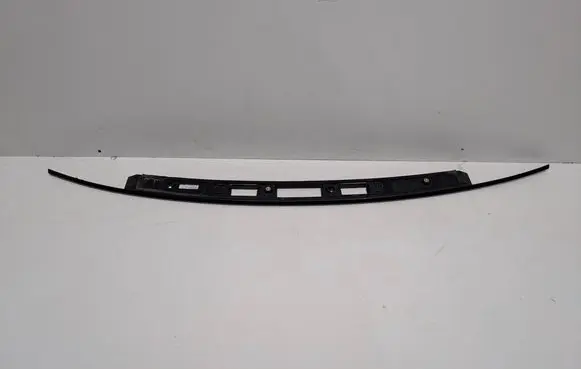 Skoda Superb B8 (3V) Tailgate trim 3V9827487 SK482