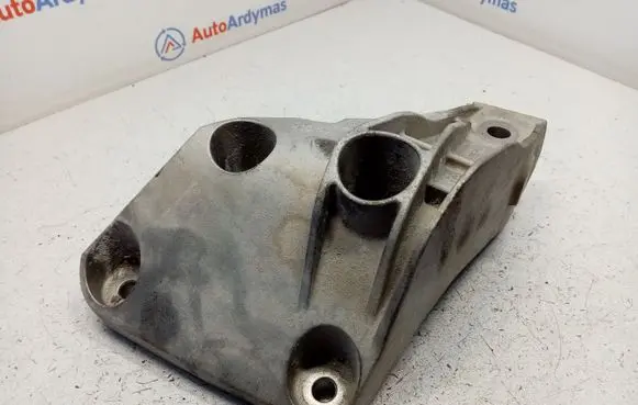 BMW 5 F10 F11 Engine mounting bracket 22116781233