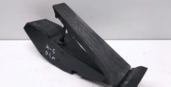 BMW X5 E53 Accelerator throttle pedal 6762480 3541676248001 25916010