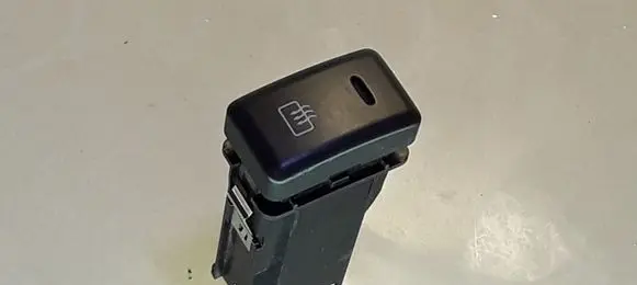 Opel Frontera B Electric window control switch M18872