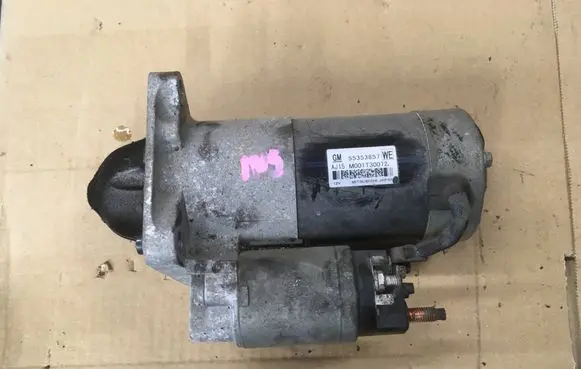 Opel Insignia A Starter motor 55353857 M001T30072
