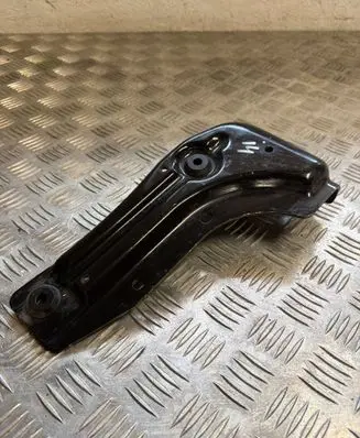 BMW i4 Radiator support slam panel bracket 7422299 1399290601 17023810