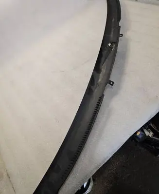 Audi A8 S8 D3 4E Wiper trim 4E1819403E