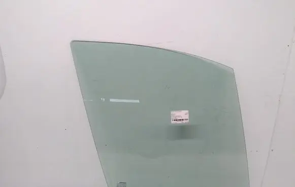 Renault Scenic RX Front door window glass four-door