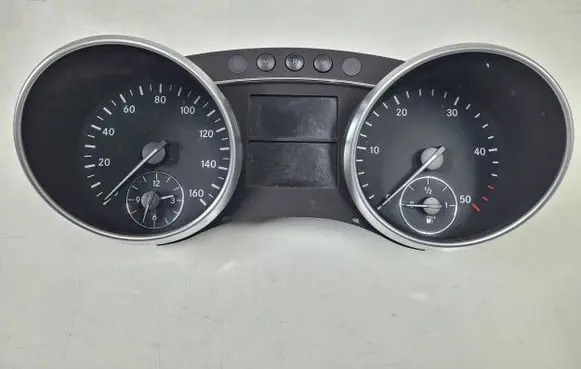 Mercedes-Benz ML W164 Speedometer (instrument cluster) A1645404247 A1645401311 A2514420421