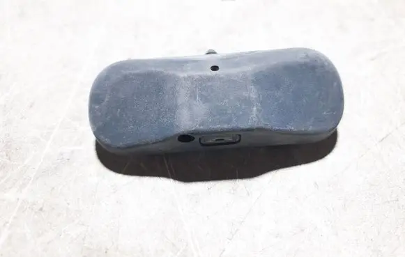 Windshield washer spray nozzle