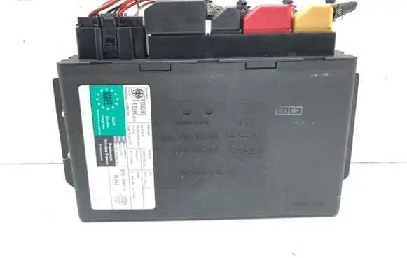 Audi A6 Allroad C5 Central body control module 4B0962256E