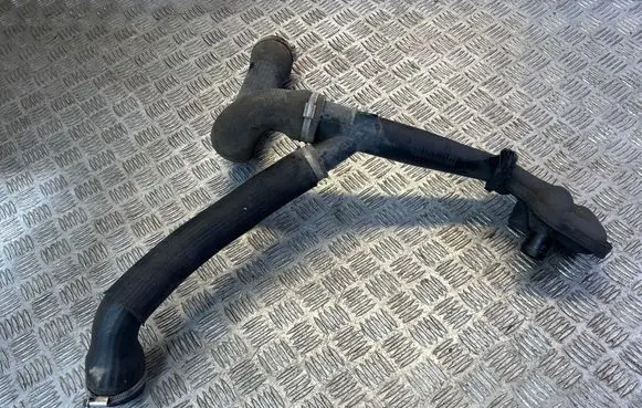 Intercooler hose/pipe