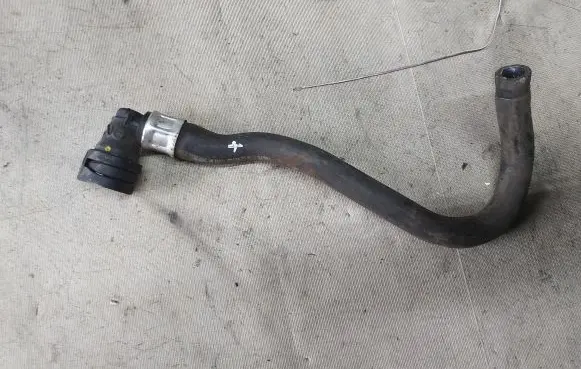 Volvo XC90 Engine coolant pipe/hose 30666112 1Z1385104