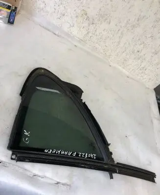 Porsche Panamera (970) Rear vent window glass 97054431111