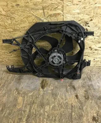 Renault Trafic II (X83) Radiator cooling fan shroud