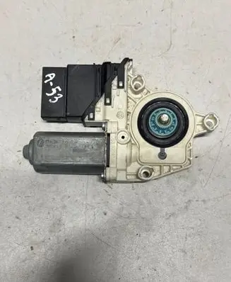 Volkswagen Passat Alltrack Rear door window regulator motor 1K0959703P 9741951 984064323