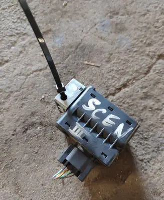 Renault Scenic III - Grand scenic III Ignition key card reader E0160400