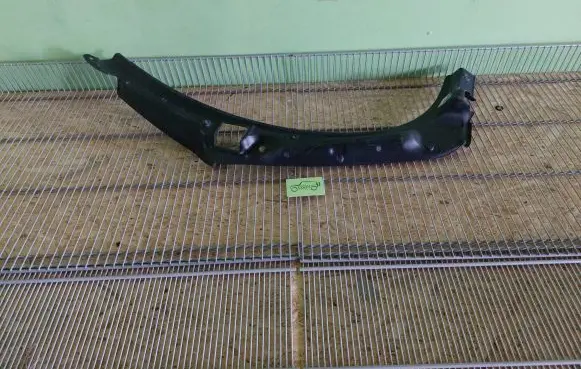 Mercedes-Benz GL X164 Other trunk/boot trim element A1646900327 1646900327