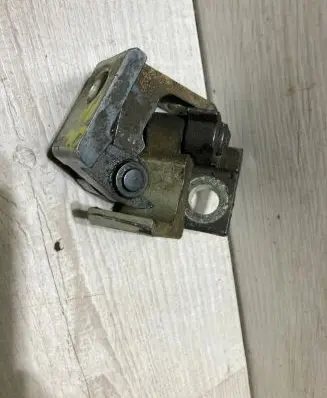 Skoda Octavia Mk3 (5E) Front door hinge set 7N0831402A