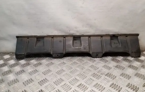 Front bumper lip