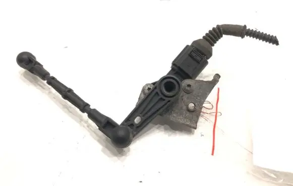 Audi A4 S4 B9 8W Headlight/headlamp level sensor 4M0907503
