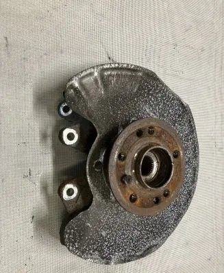 Mercedes-Benz GLE (W166 - C292) Rear wheel hub spindle/knuckle A1663570105