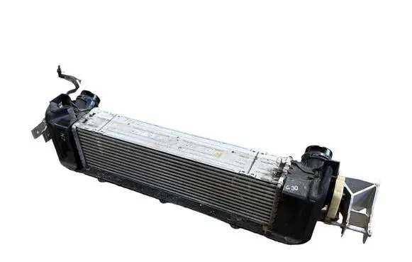 BMW 5 G30 G31 Intercooler radiator 8576509 22828110