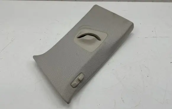 BMW 5 G30 G31 (B) pillar trim (top) 7384527