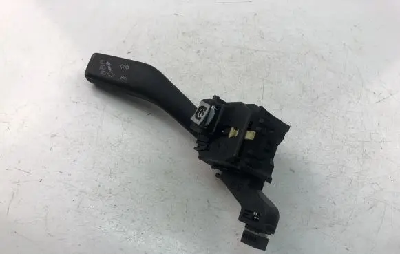 Volkswagen Golf VI Indicator stalk 1K0953513E