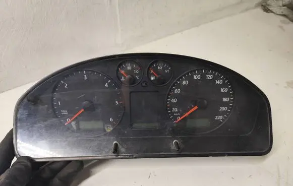 Volkswagen Transporter - Caravelle T5 Speedometer (instrument cluster) 7H0920850S 19080421799 VWZ770D0419166
