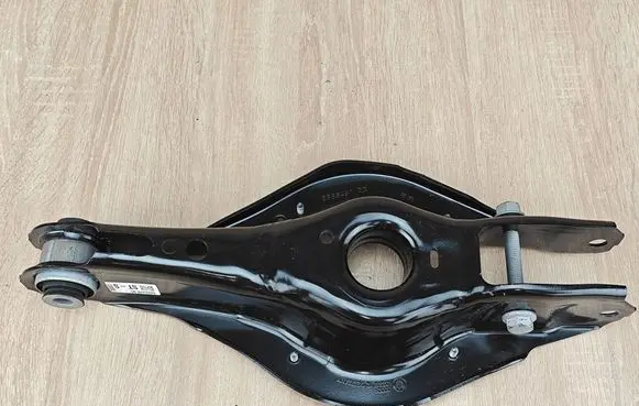 BMW 4 G22 G23 G24 G26 Rear upper control arm/wishbone 6886451 6886448