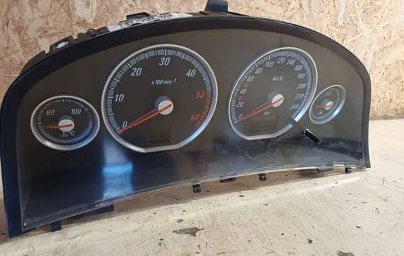 Opel Vectra C Speedometer (instrument cluster) 13144741UZ