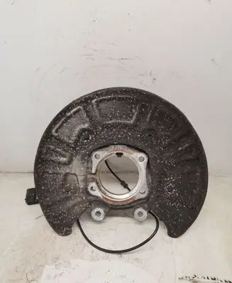 Mercedes-Benz C AMG W205 Rear wheel hub A2055460300